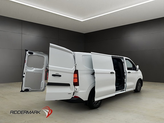 Volkswagen Transporter 11 of 30