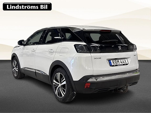 Peugeot 3008 4 of 5