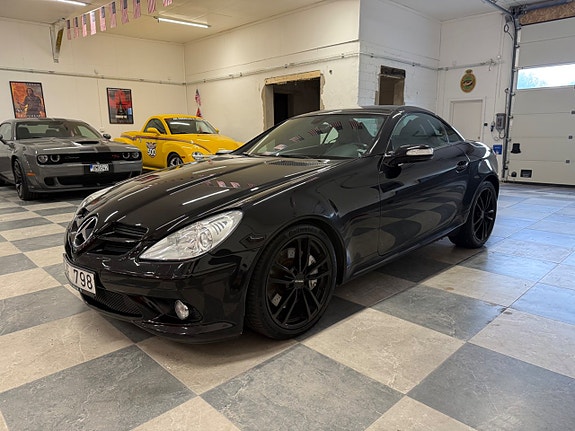Mercedes-Benz SLK350 21 of 23