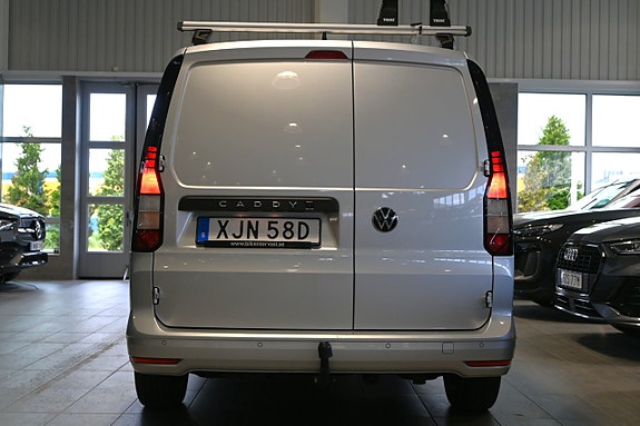 Volkswagen Caddy Maxi 4 of 5
