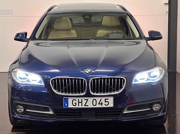 BMW 520d 2 of 5