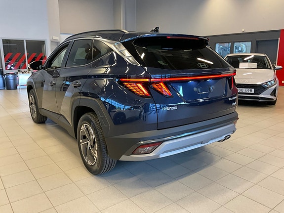 Hyundai Tucson 3 of 5