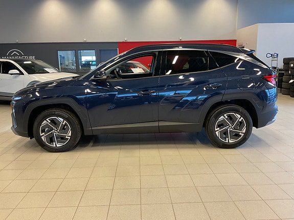 Hyundai Tucson 2 of 5
