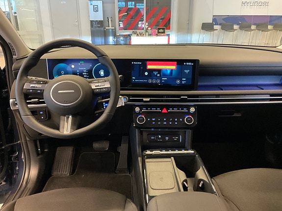 Hyundai Tucson 9 of 12