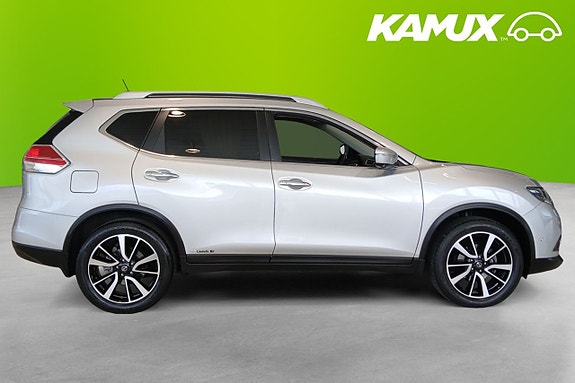 Nissan X-Trail 2 of 5
