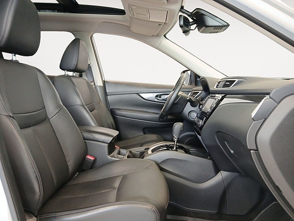 Nissan X-Trail 15 of 23