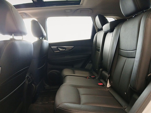 Nissan X-Trail 14 of 23