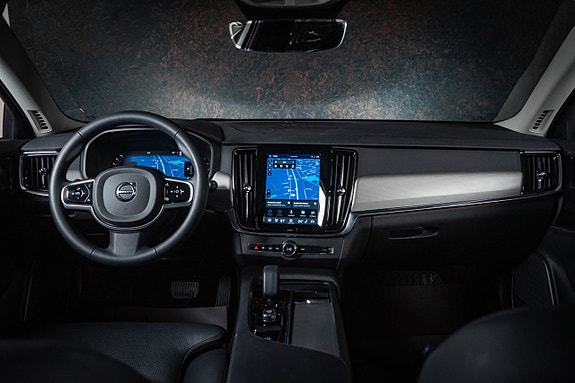 Volvo V90 Cross Country 21 of 28