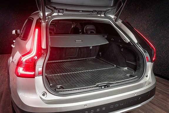 Volvo V90 Cross Country 12 of 28