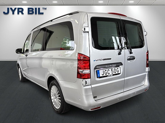 Mercedes-Benz eVito Tourer 5 of 5