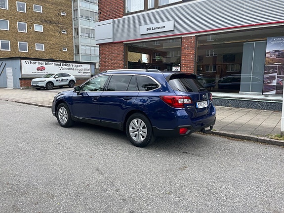 Subaru Outback 4 of 5