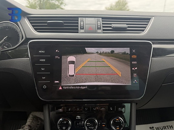 Skoda Superb 15 of 23