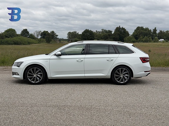 Skoda Superb 4 of 5
