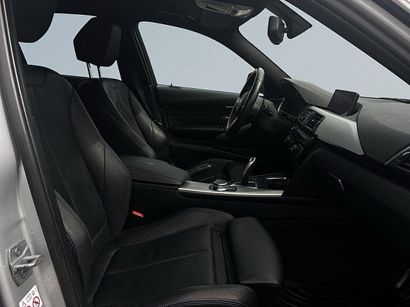 BMW 320d 10 of 23