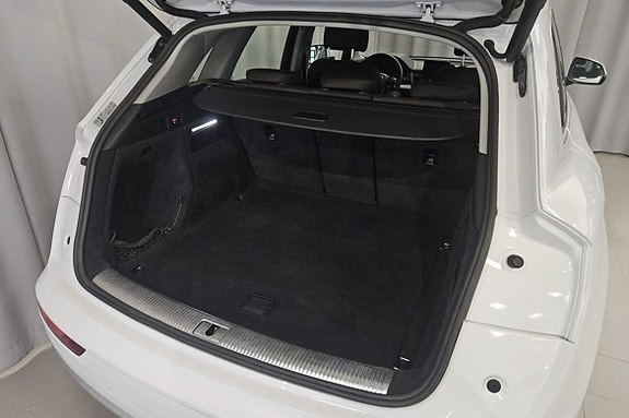 Audi Q5 10 of 12