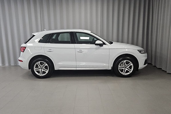 Audi Q5 4 of 5