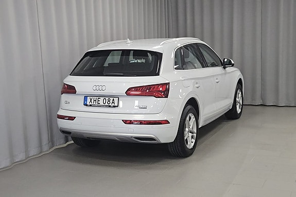 Audi Q5 3 of 5