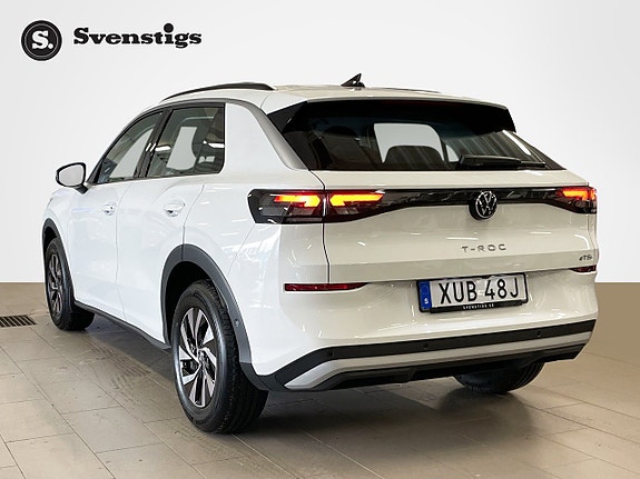 Volkswagen T-Roc 3 of 5