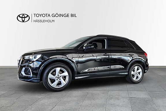 Audi Q3 3 of 5