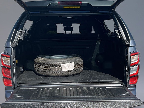 Isuzu D-max 8 of 15