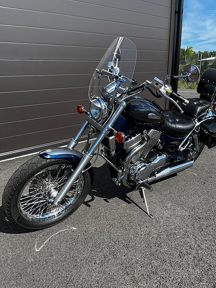 Suzuki Cycles Intruder VS1400 5 of 5
