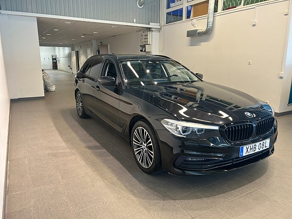 BMW 520d 4 of 5