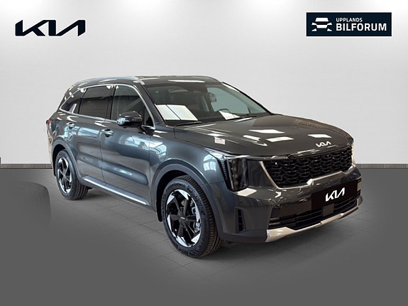 Kia Sorento 3 of 18