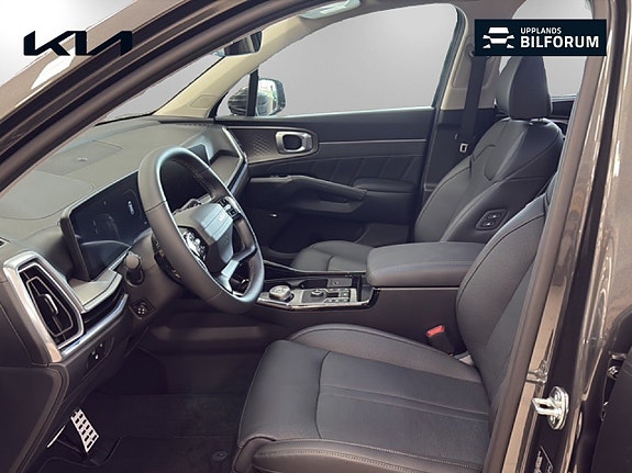 Kia Sorento 8 of 18