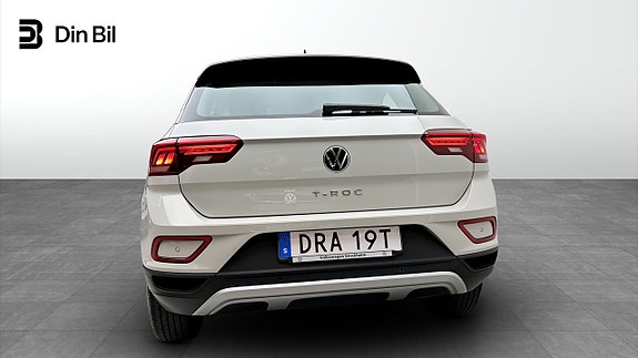 Volkswagen T-Roc 5 of 12