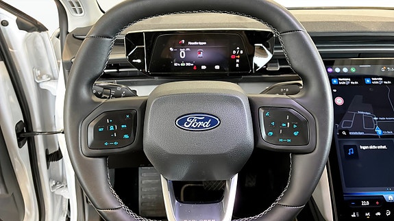Ford Explorer 12 of 12