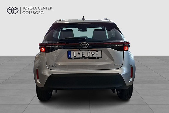 Toyota Yaris Cross 6 of 13