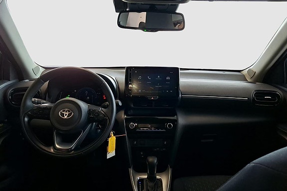 Toyota Yaris Cross 10 of 13