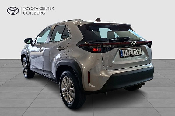 Toyota Yaris Cross 3 of 13