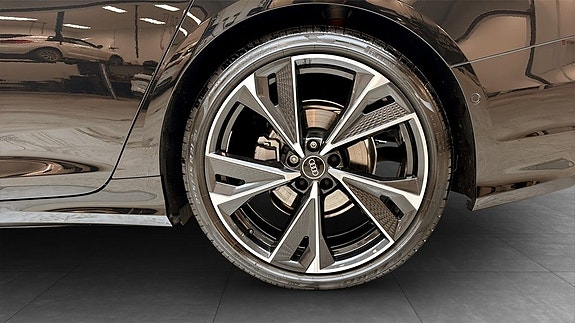 Audi A6 6 of 19