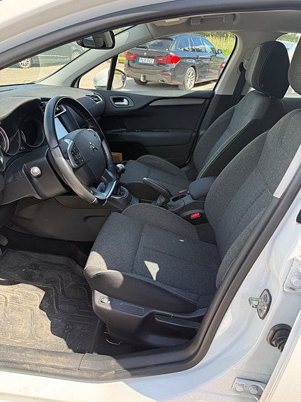 Citroen C4 3 of 5