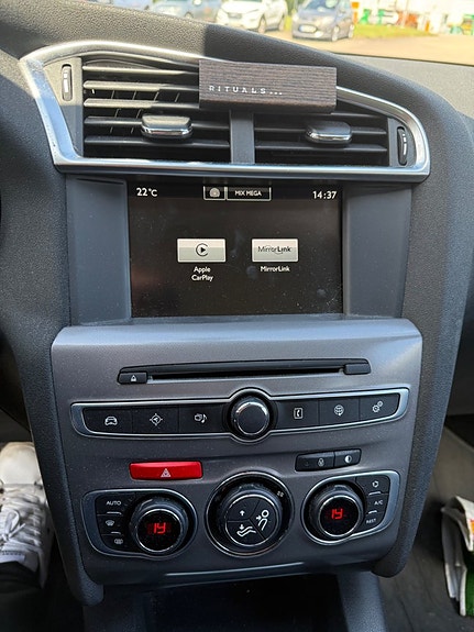Citroen C4 4 of 5