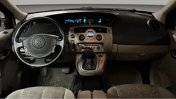 Renault Grand Scenic II 6 of 9
