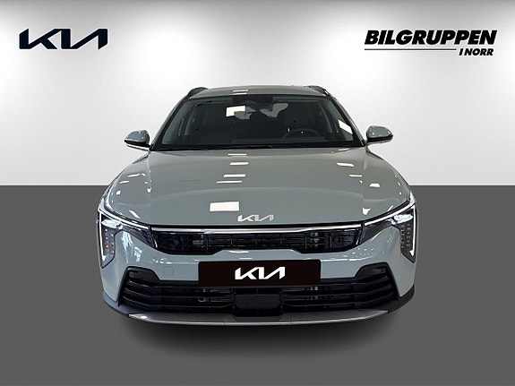 Kia K4 2 of 5