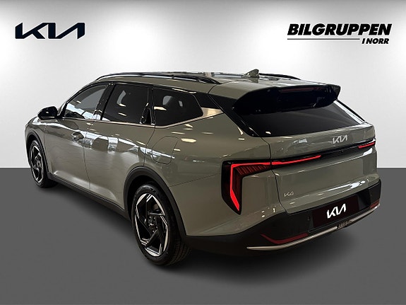 Kia K4 5 of 5