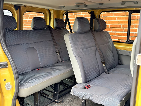 Renault Trafic 11 of 11