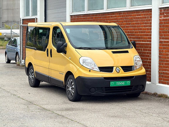 Renault Trafic 7 of 11