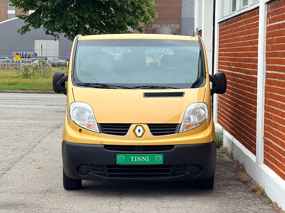 Renault Trafic 8 of 11