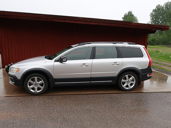 Volvo XC70 7 of 13