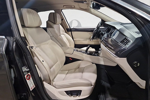 BMW 530d 15 of 17