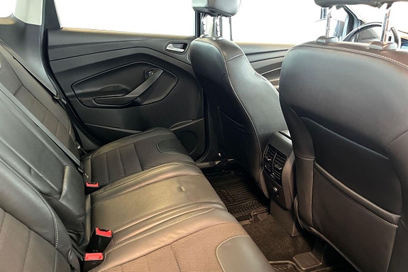 Ford Kuga 23 of 29