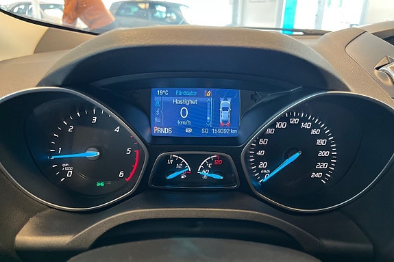 Ford Kuga 16 of 29