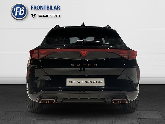 Cupra Formentor e-HYBRID 4 of 5