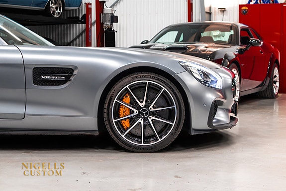 Mercedes-Benz AMG GT S 4 of 5