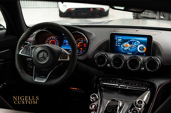 Mercedes-Benz AMG GT S 22 of 25