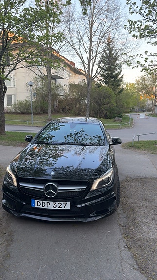 Mercedes-Benz CLA45 2 of 5